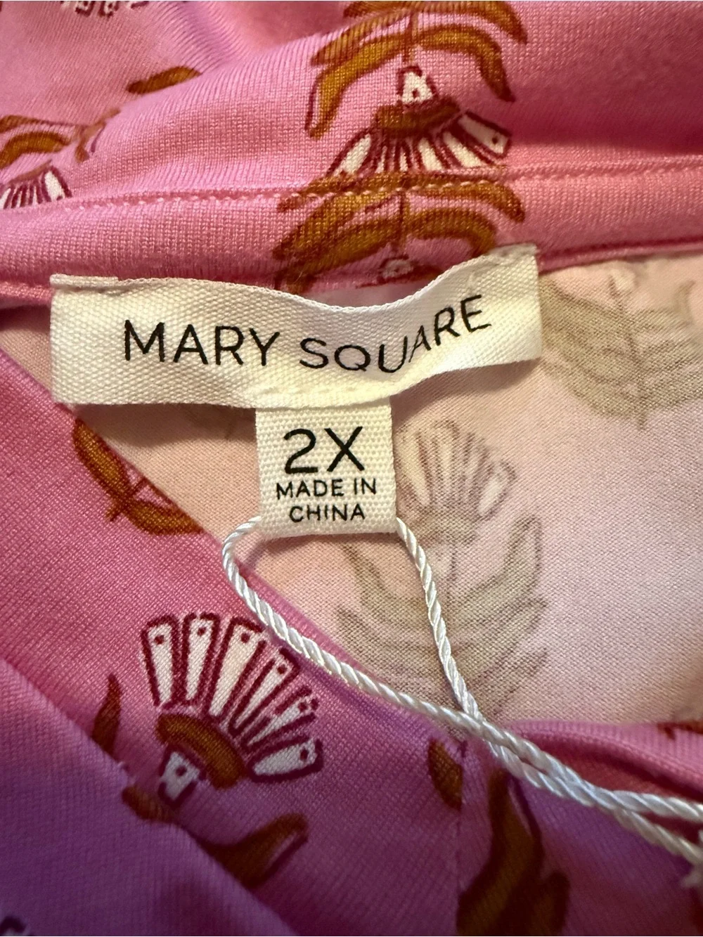 Mary Square Floral Foulard Pink Alli Short Sleeve V-Neck/Straigt Leg Pants Set